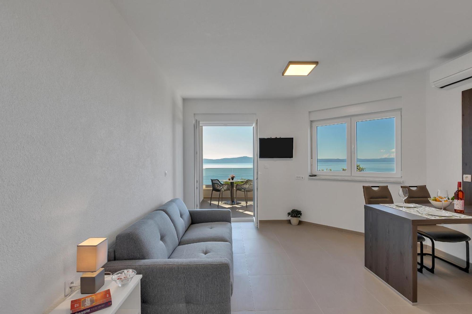 Golden Horizon Retreat Apartment Podgora Bagian luar foto