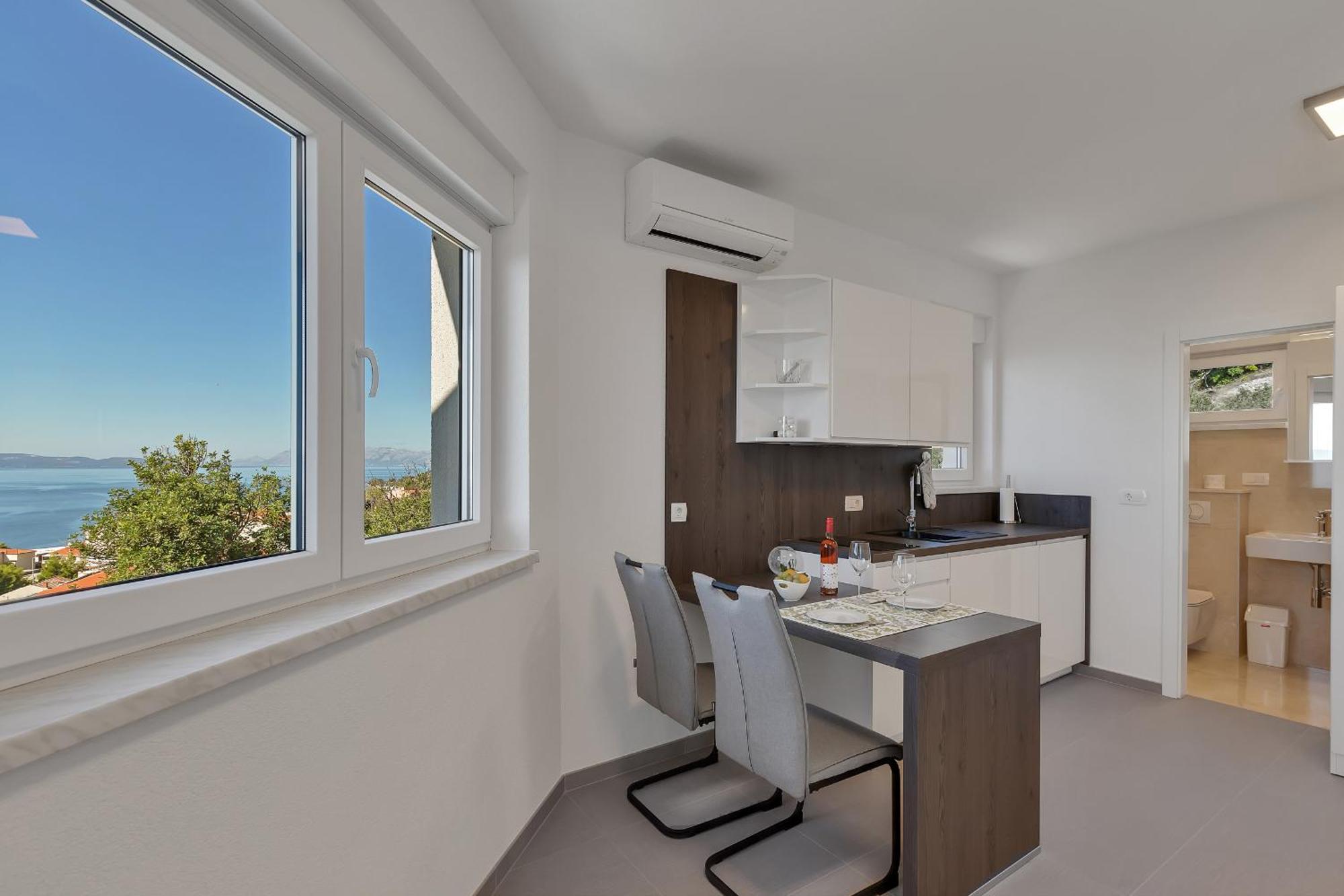 Golden Horizon Retreat Apartment Podgora Bagian luar foto