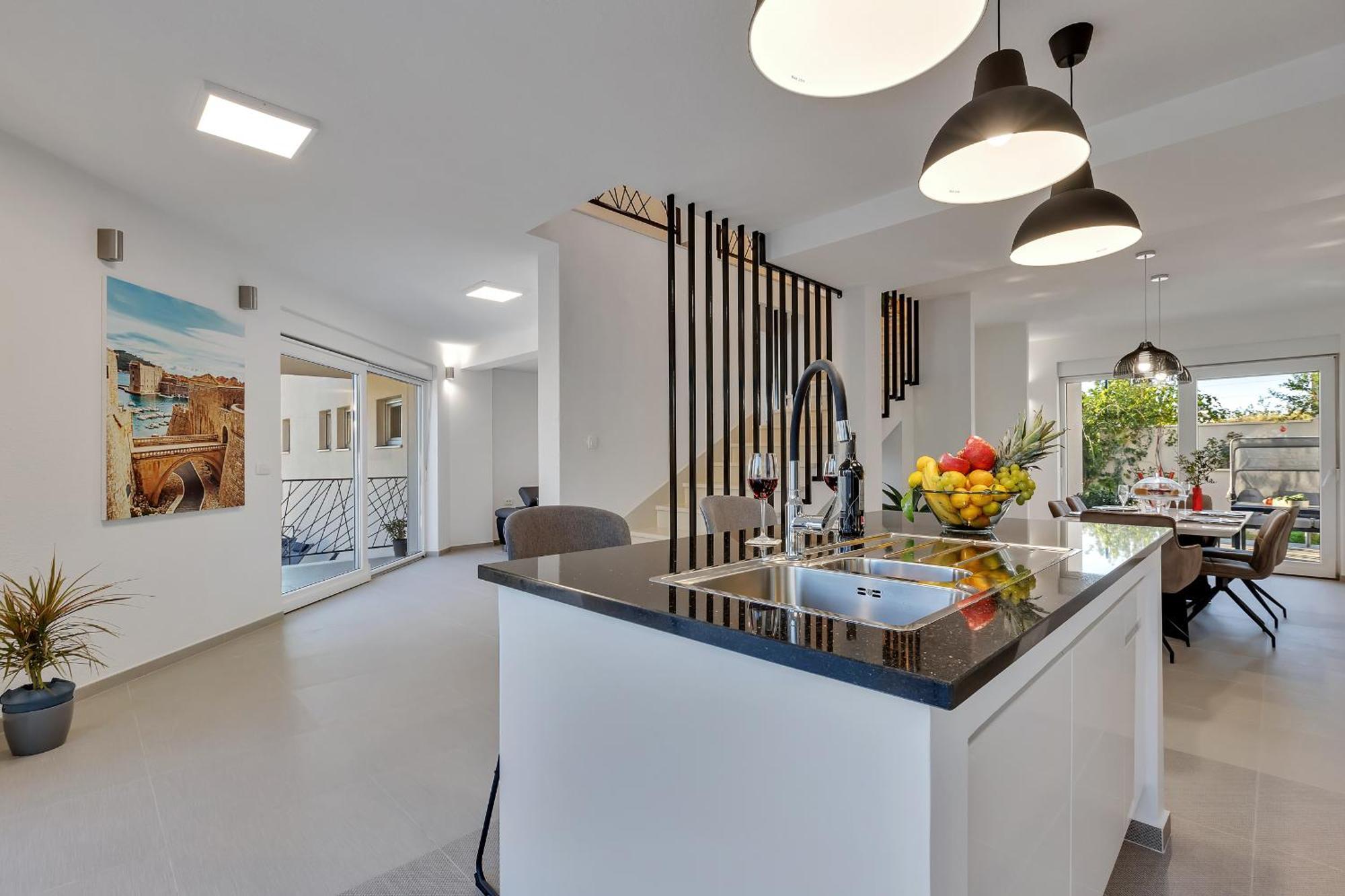 Golden Horizon Retreat Apartment Podgora Bagian luar foto