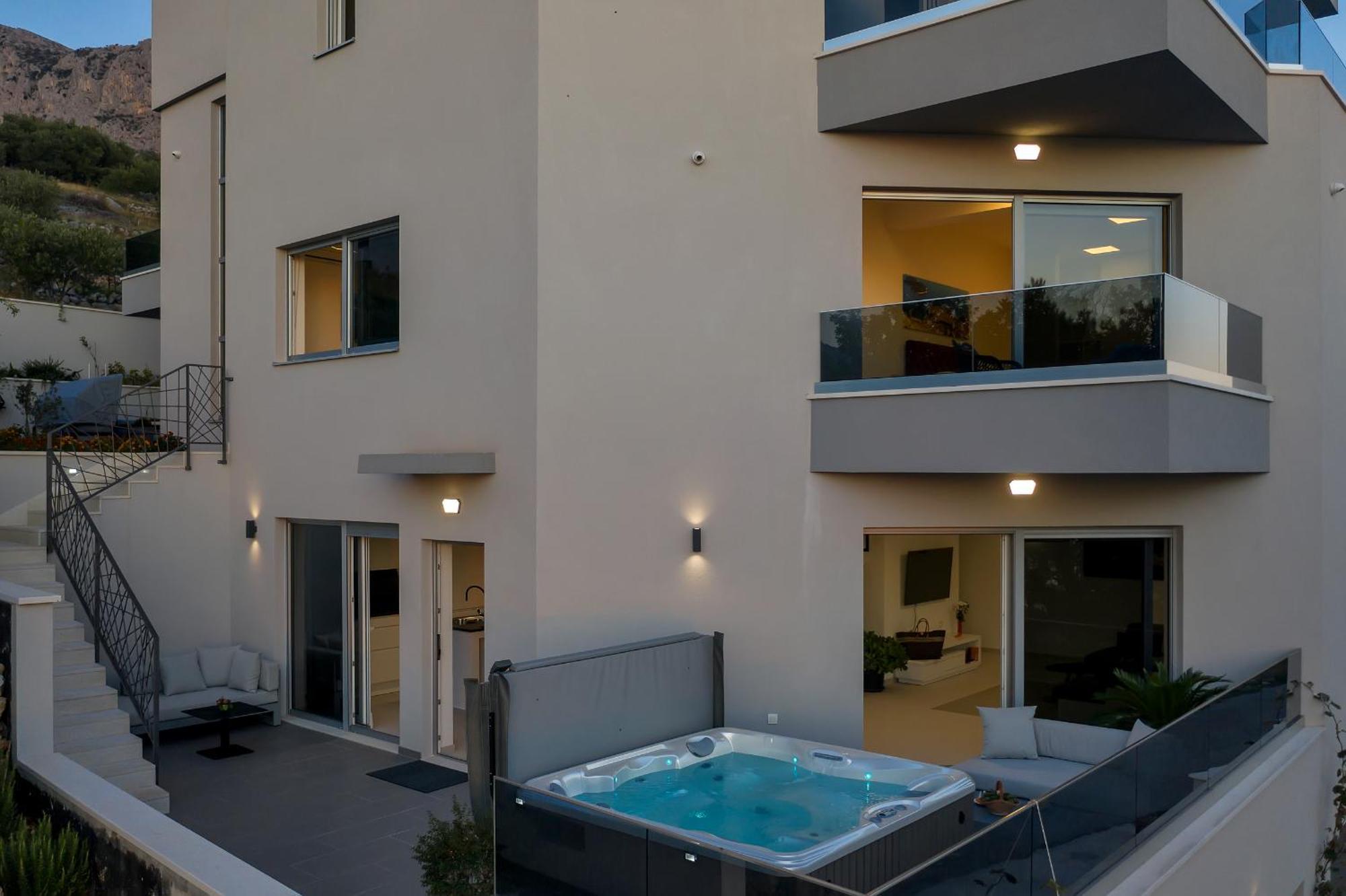 Golden Horizon Retreat Apartment Podgora Bagian luar foto