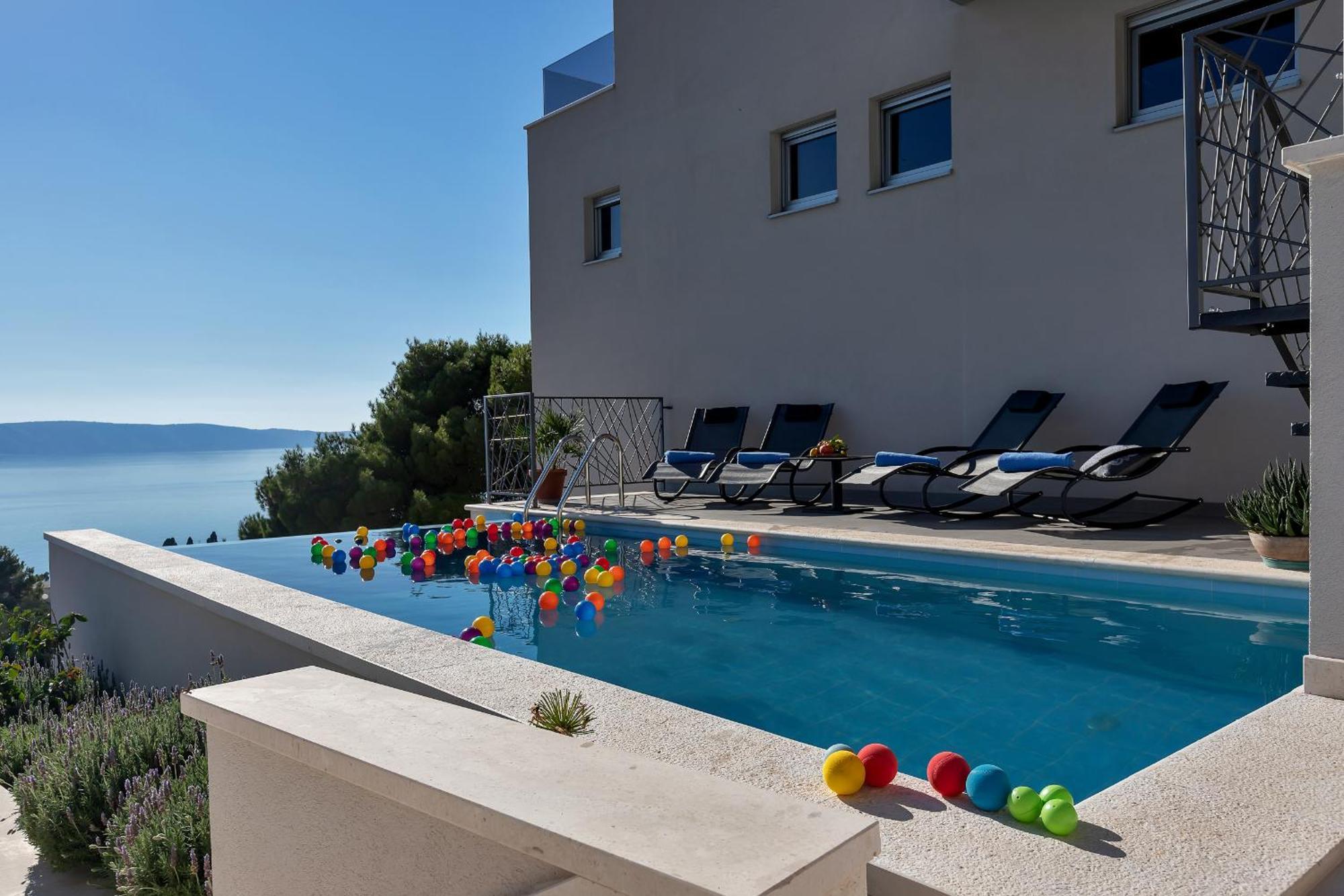 Golden Horizon Retreat Apartment Podgora Bagian luar foto